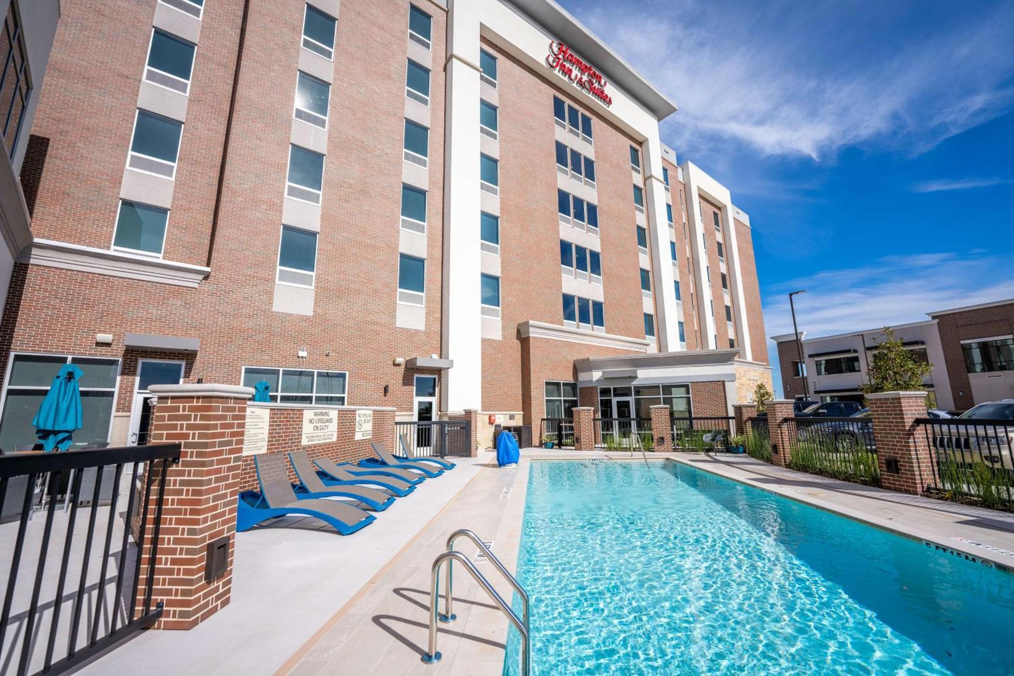 Hampton & Sugar Land, Tx 3*